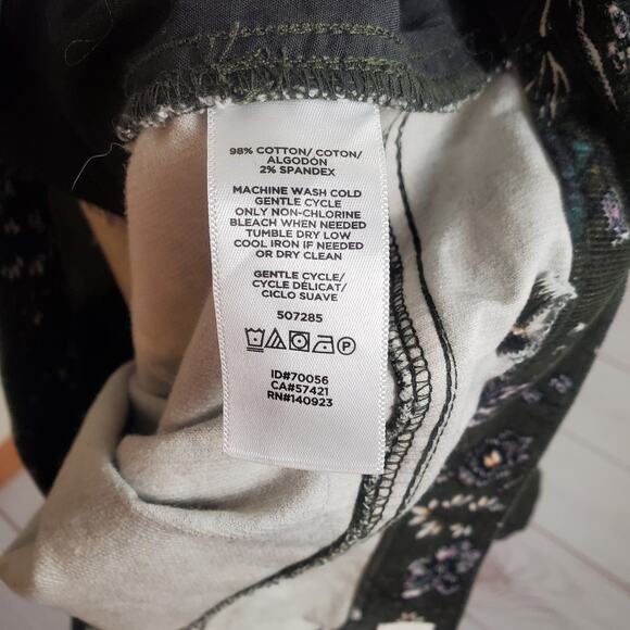 Loft Wildflower Corduroy Mini Skirt Green 12 - Picture 7 of 7